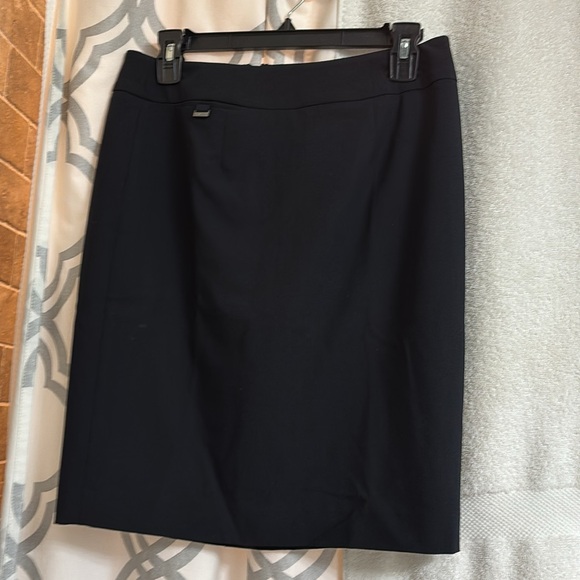 Calvin Klein suit skirt - Picture 2 of 3